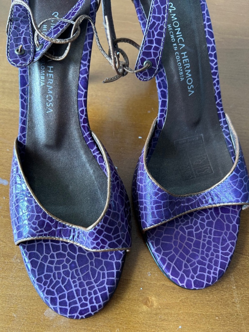 High heels sexy shoes